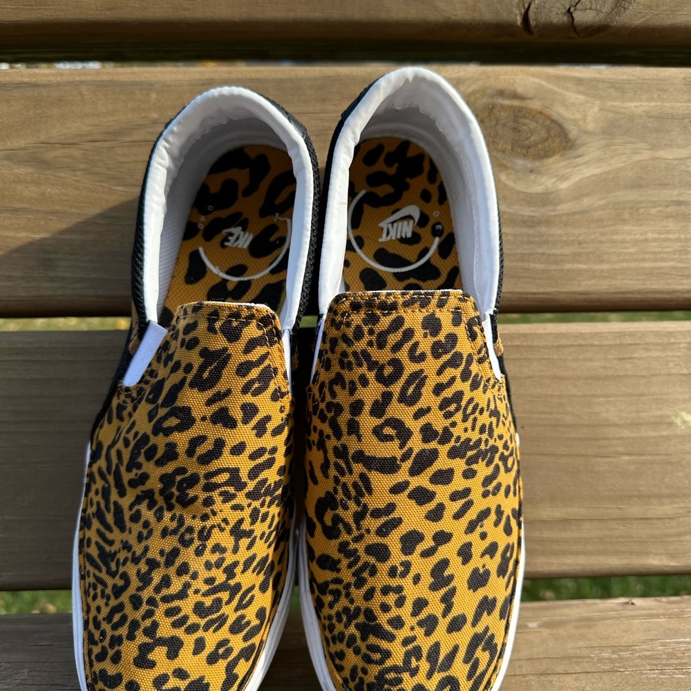 Slip on Nike sneakers